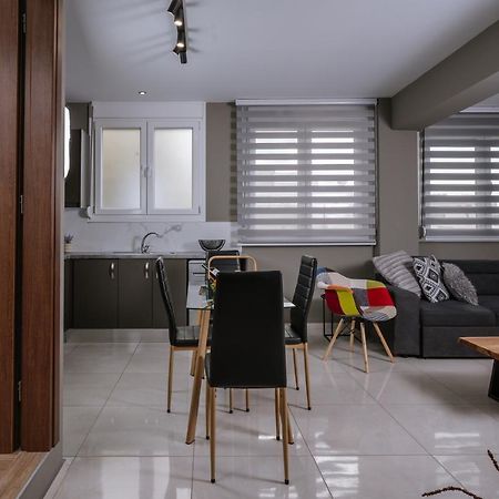 Unique1 - Two Bedroom Private Lux City Apartment Heraklion  Bagian luar foto