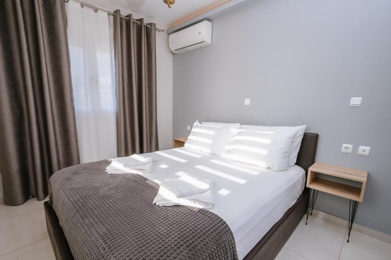 Unique1 - Two Bedroom Private Lux City Apartment Heraklion  Bagian luar foto