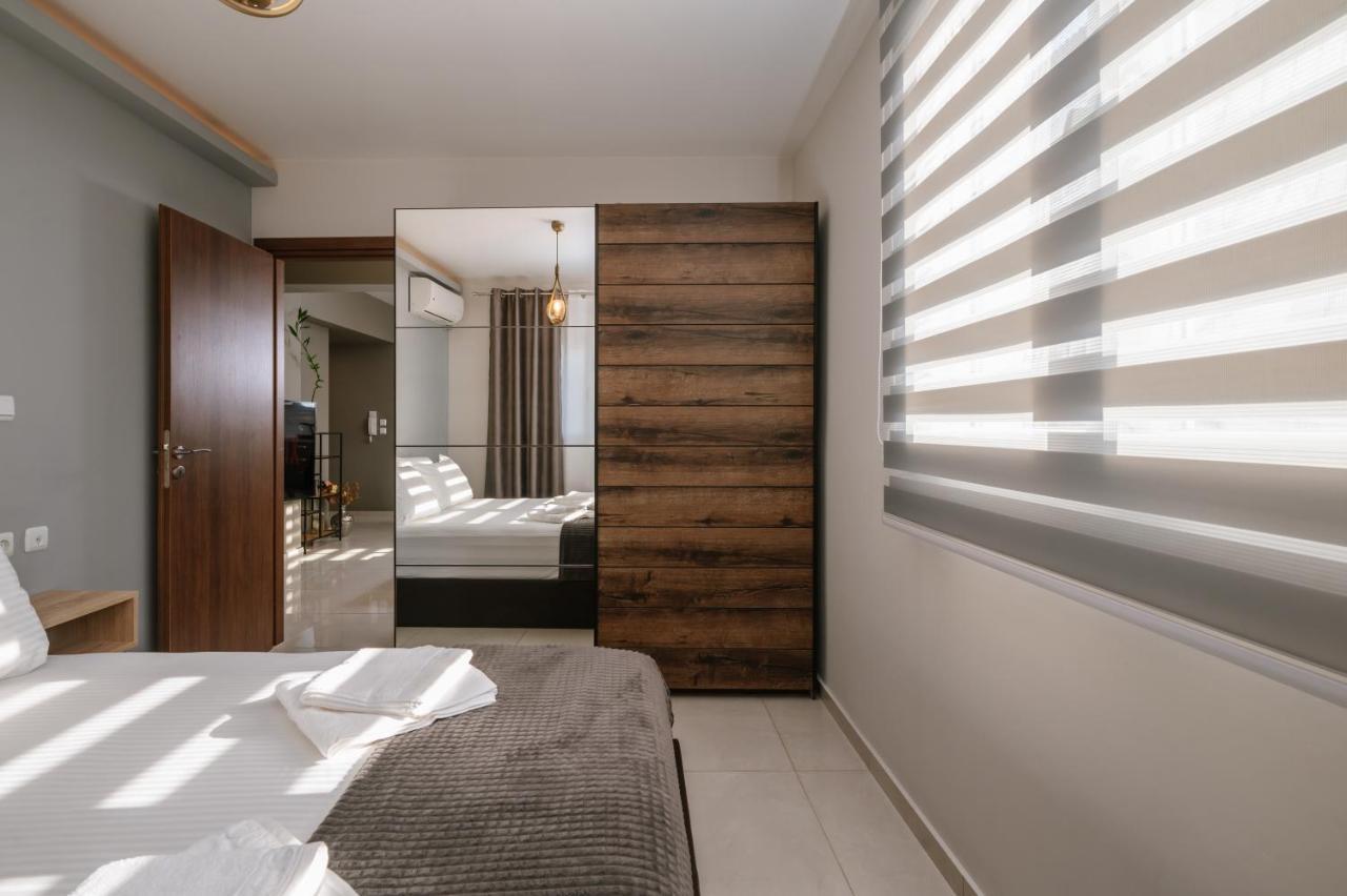 Unique1 - Two Bedroom Private Lux City Apartment Heraklion  Bagian luar foto