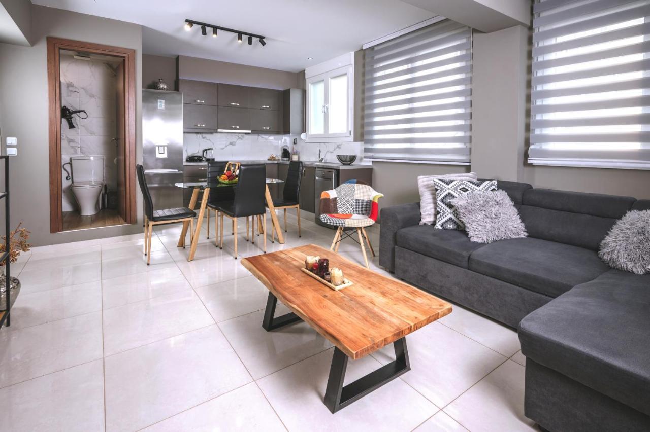 Unique1 - Two Bedroom Private Lux City Apartment Heraklion  Bagian luar foto